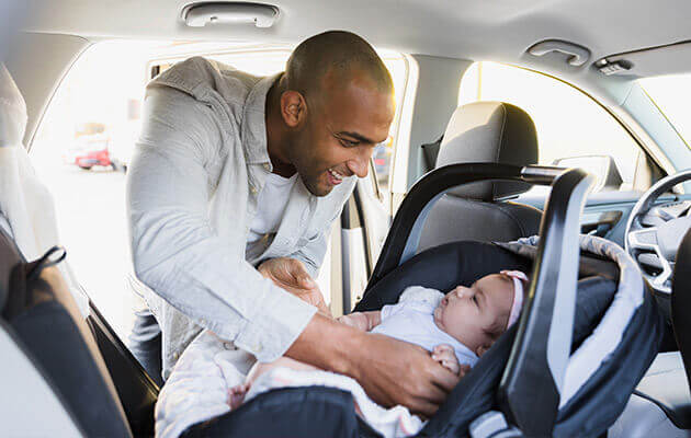 father baby carseat large