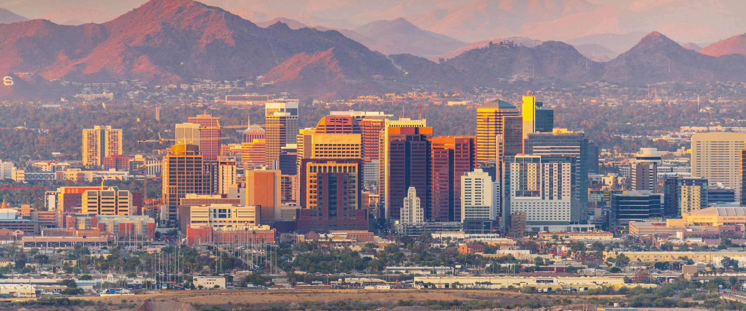 Phoenix, Arizona skyline at dusk