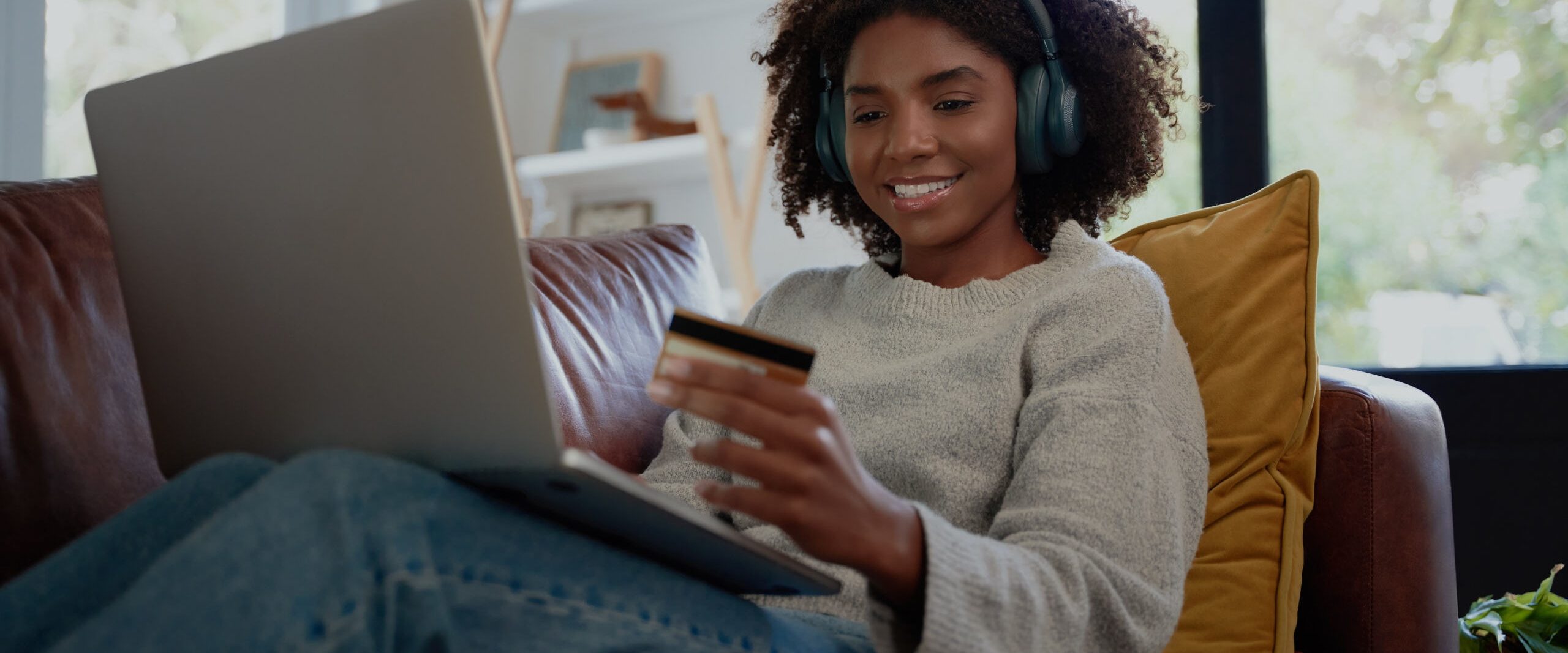 woman shopping online hero